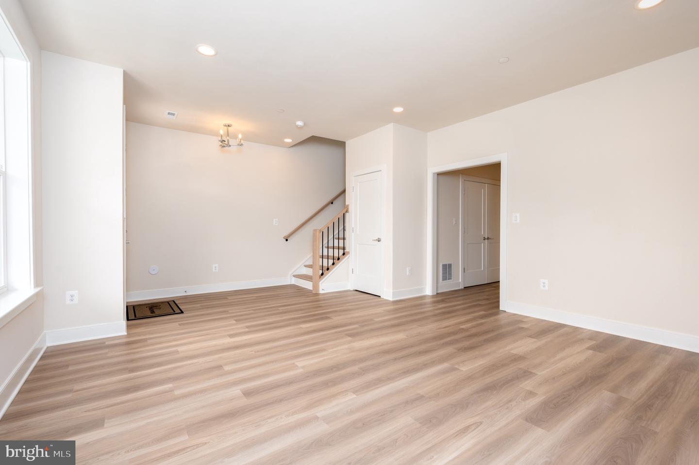 207 Allen Ln Property Photo 8