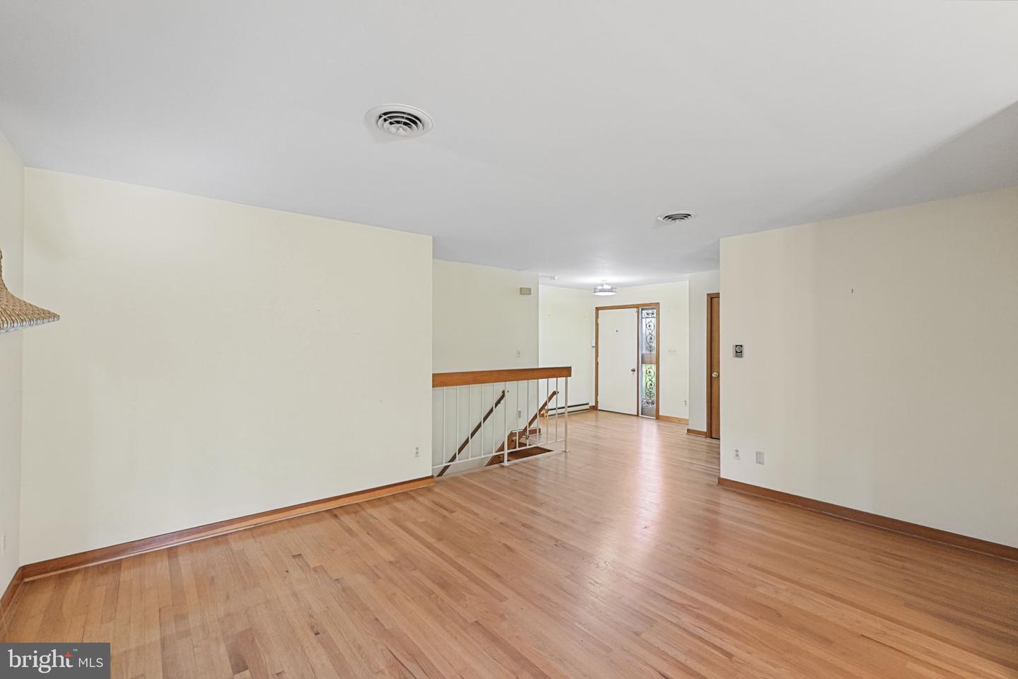 8810 Emory Grove Rd Property Photo 5