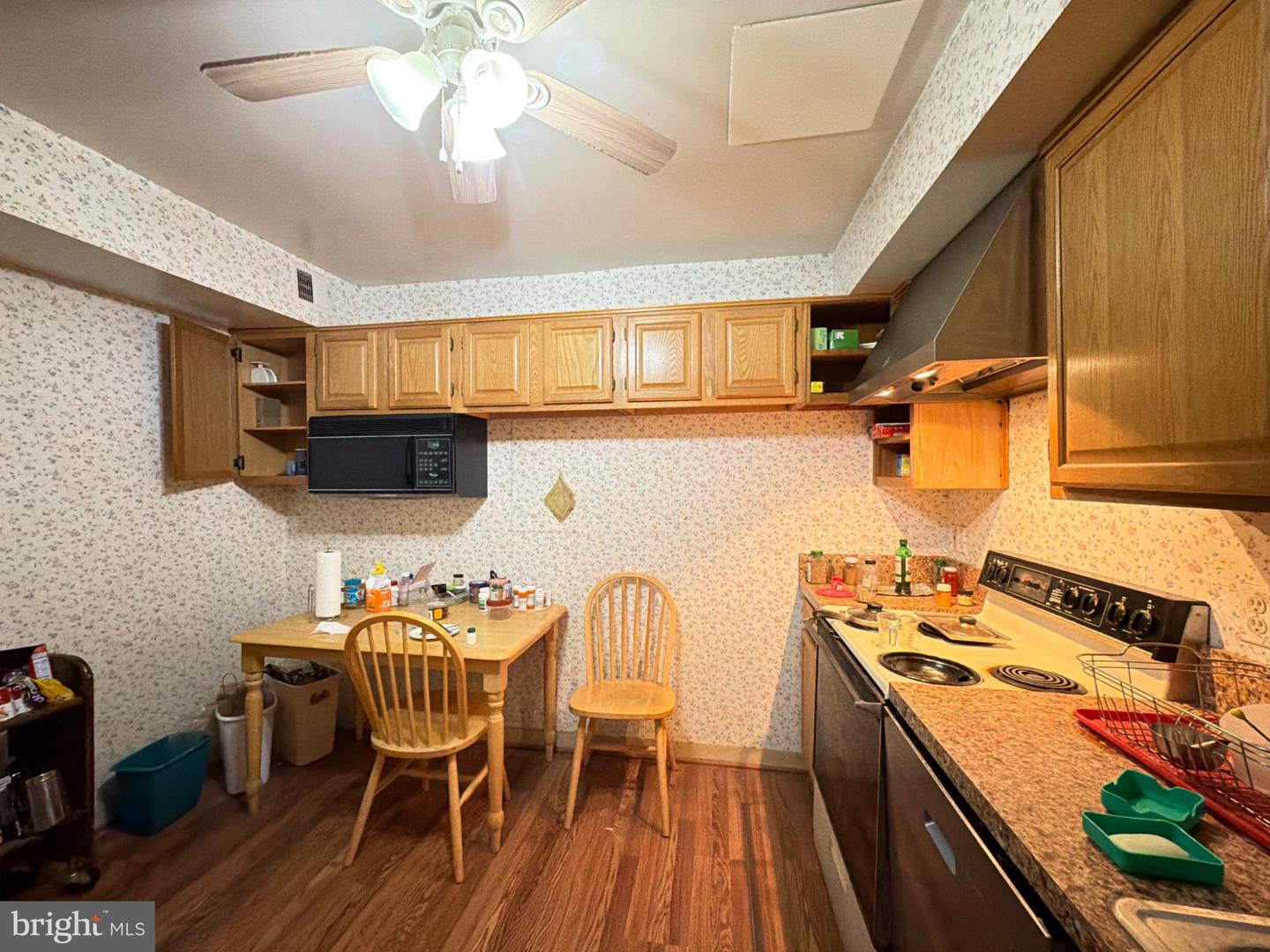 11315 Commonwealth Dr #t4 Property Photo 17