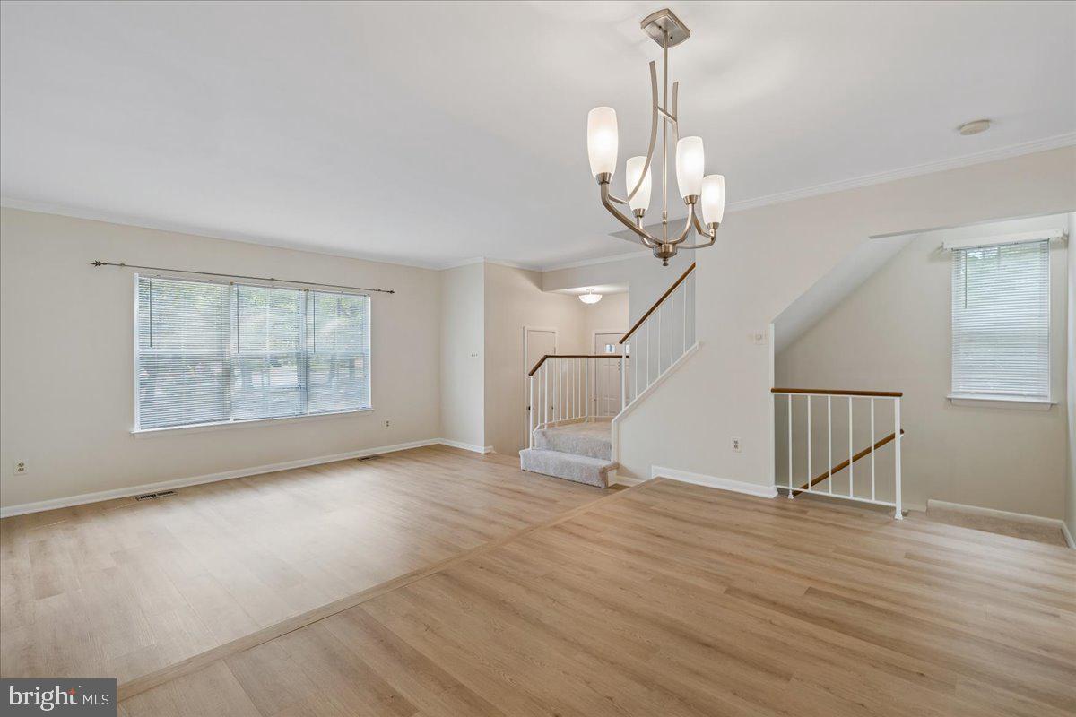 20014 Lake Park Dr #121 Property Photo 15