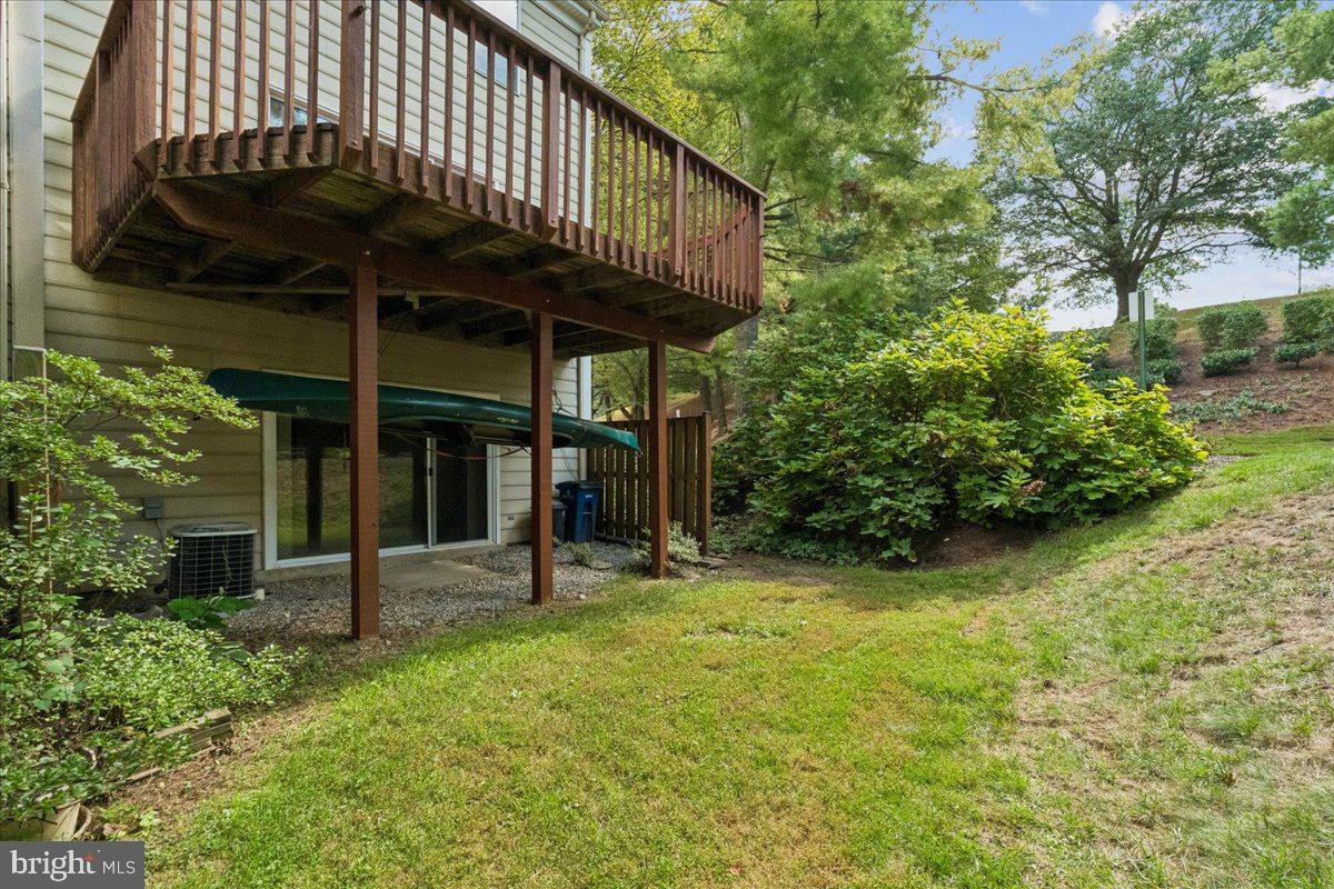 20014 Lake Park Dr #121 Property Photo 43