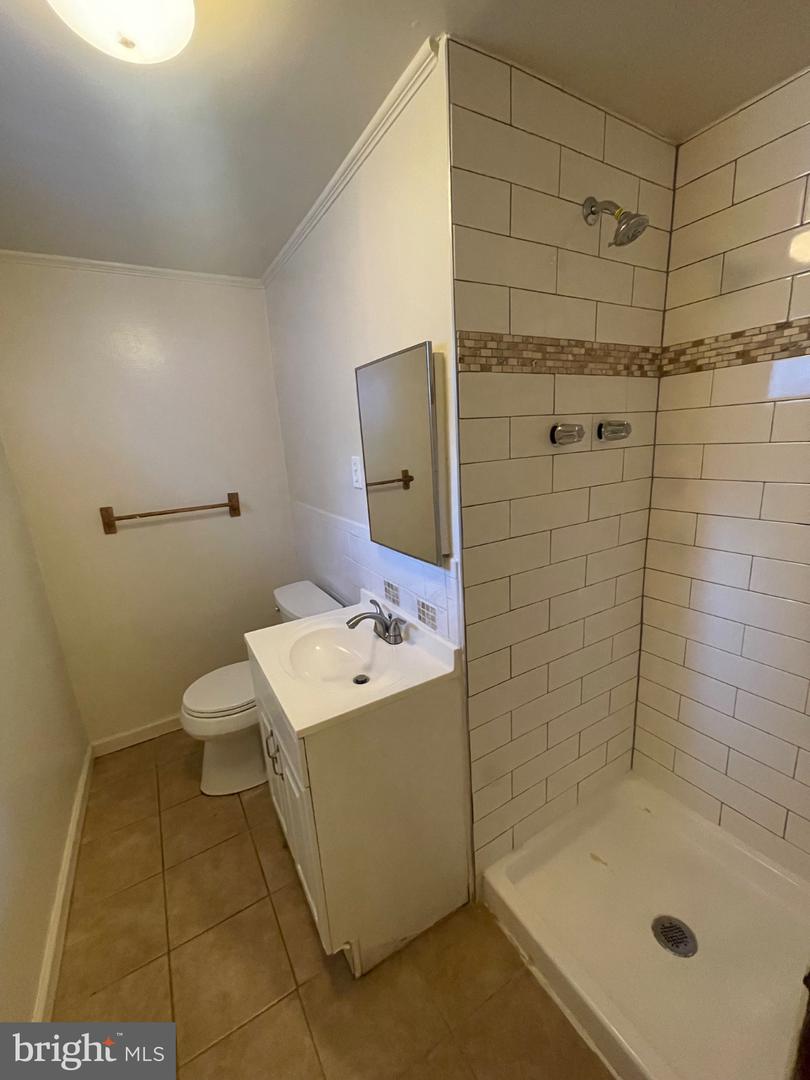 11203 Dodson Ln Property Photo 9