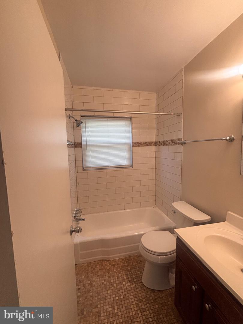 11203 Dodson Ln Property Photo 30
