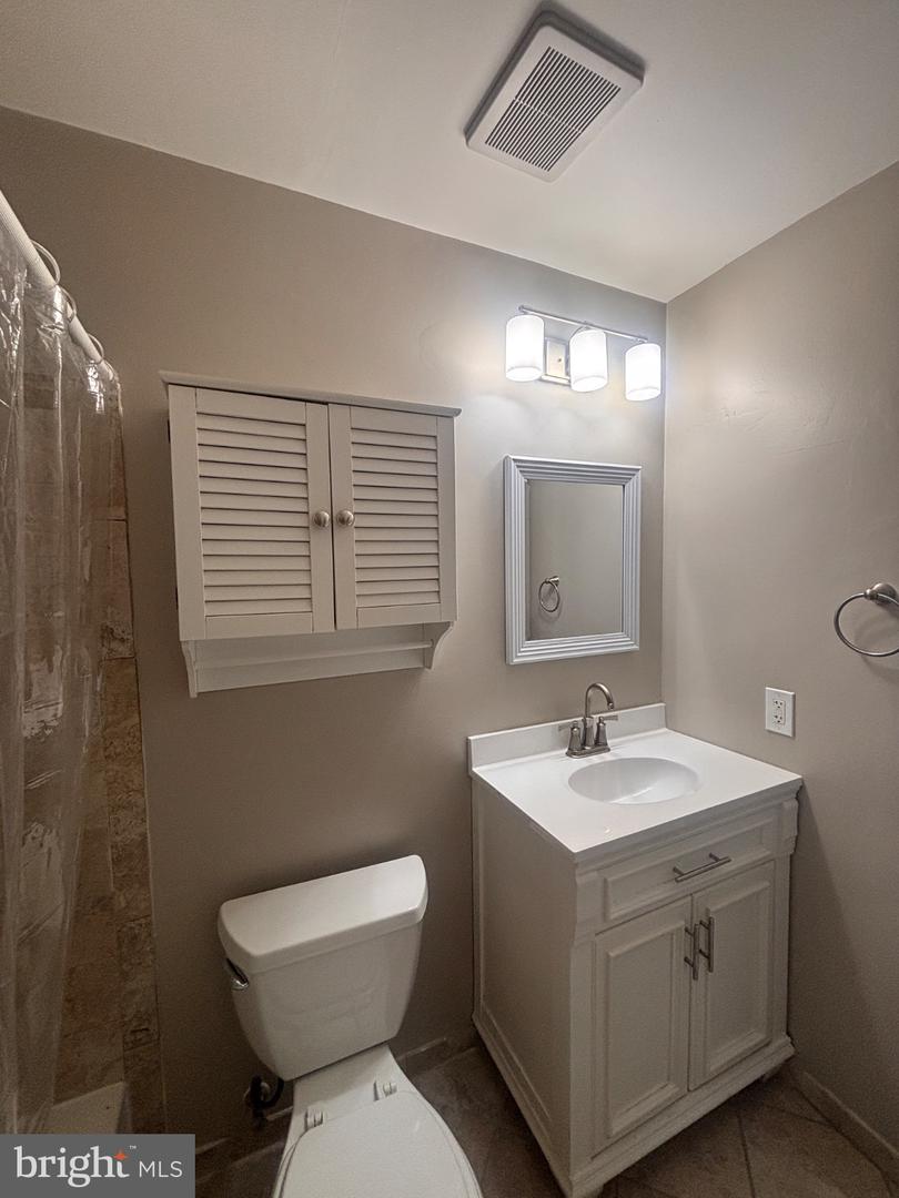 14201 Wolf Creek Pl #6 Property Photo 12