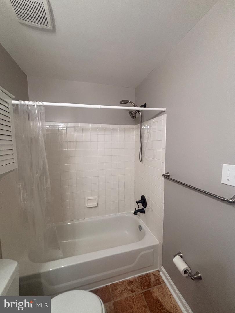 14201 Wolf Creek Pl #6 Property Photo 20