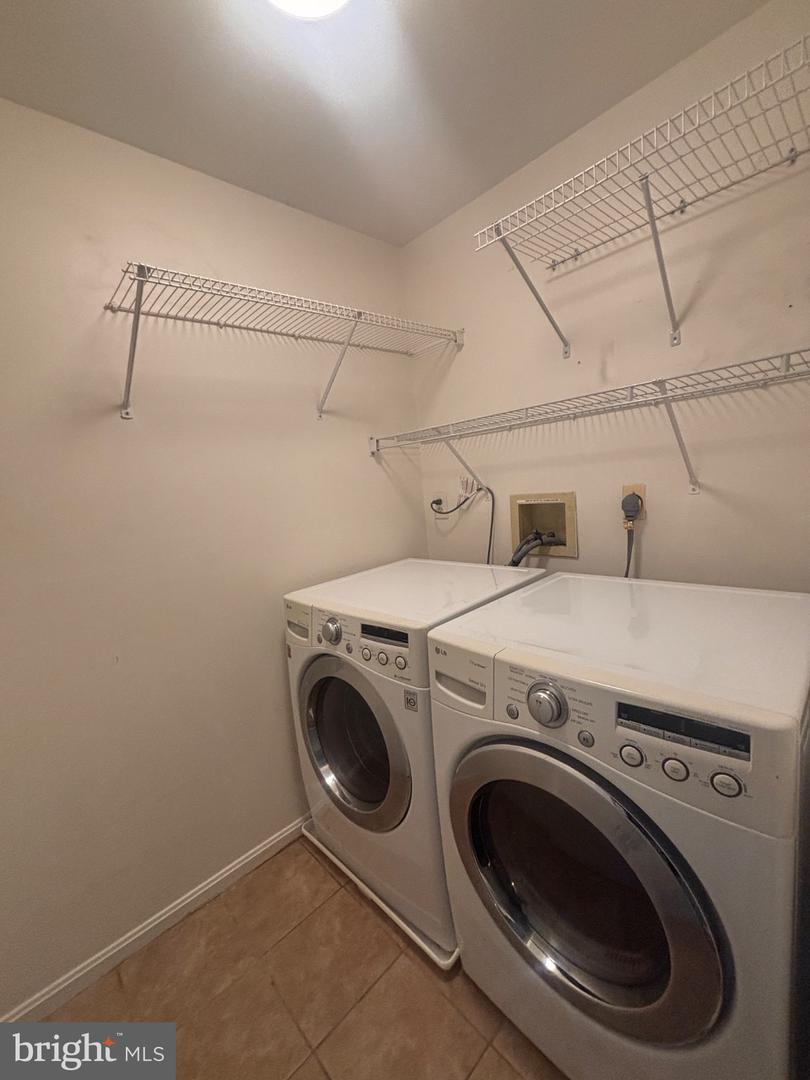 14201 Wolf Creek Pl #6 Property Photo 33
