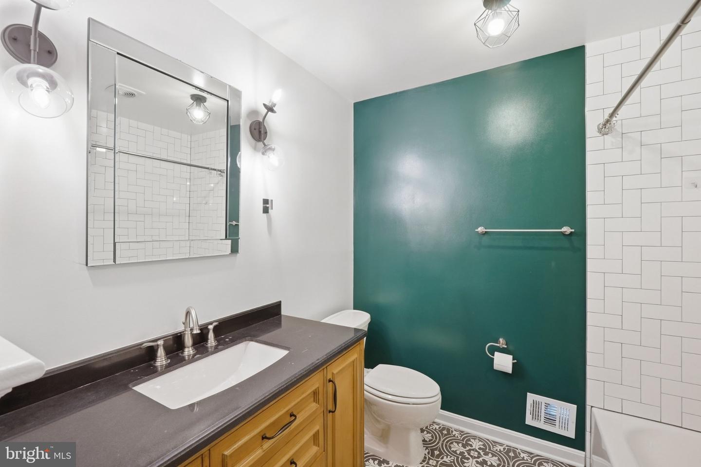 11317 College View Dr Property Photo 20
