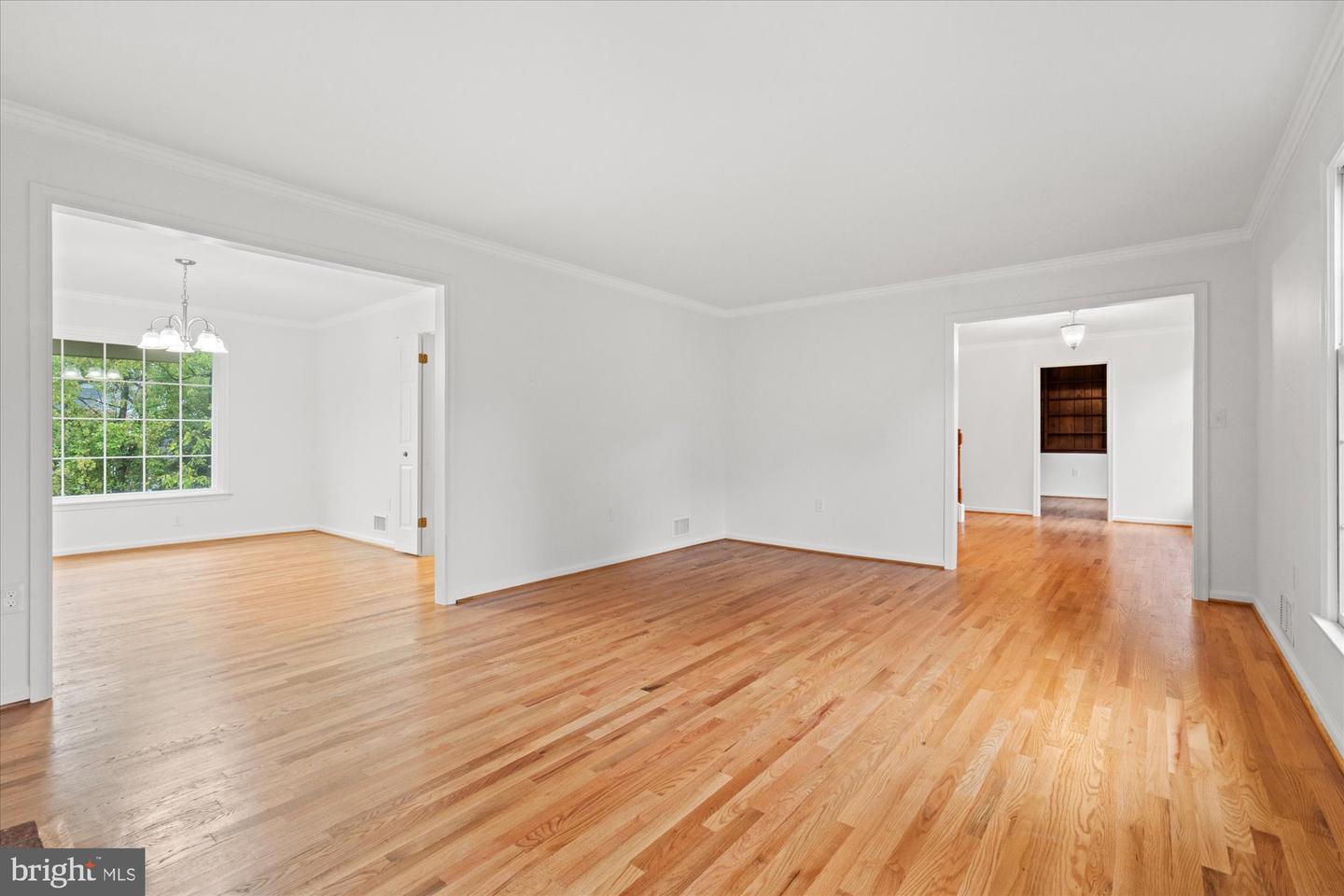 9601 Persimmon Tree Rd Property Photo 6