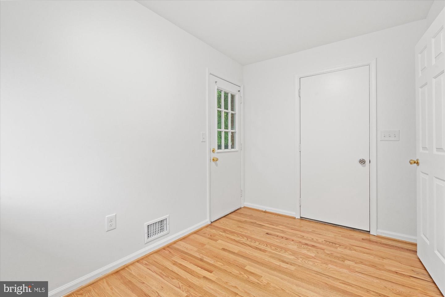 9601 Persimmon Tree Rd Property Photo 24