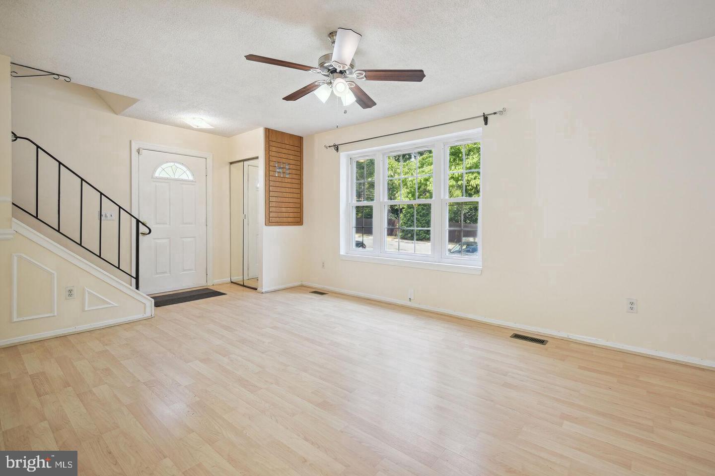 8266 Amity Cir Property Photo 4