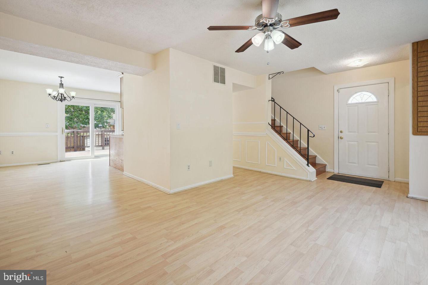 8266 Amity Cir Property Photo 5