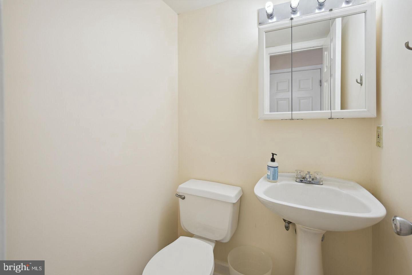 8266 Amity Cir Property Photo 17