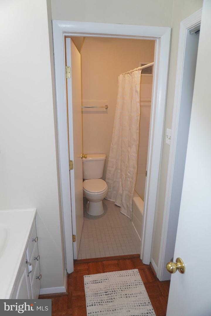 5500 Friendship Blvd #2424n Property Photo 11