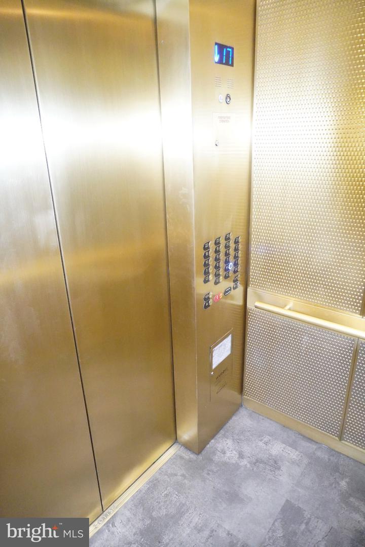 5500 Friendship Blvd #2424n Property Photo 14