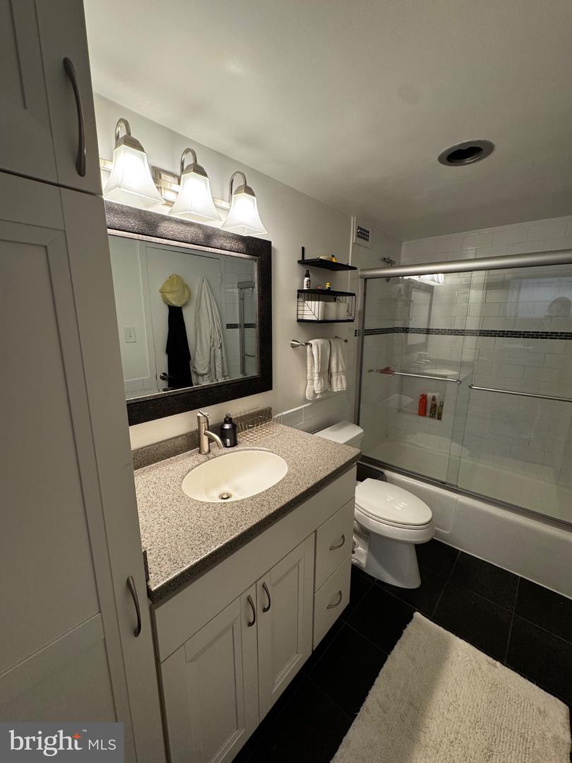 5225 Pooks Hill Rd #602n Property Photo 11