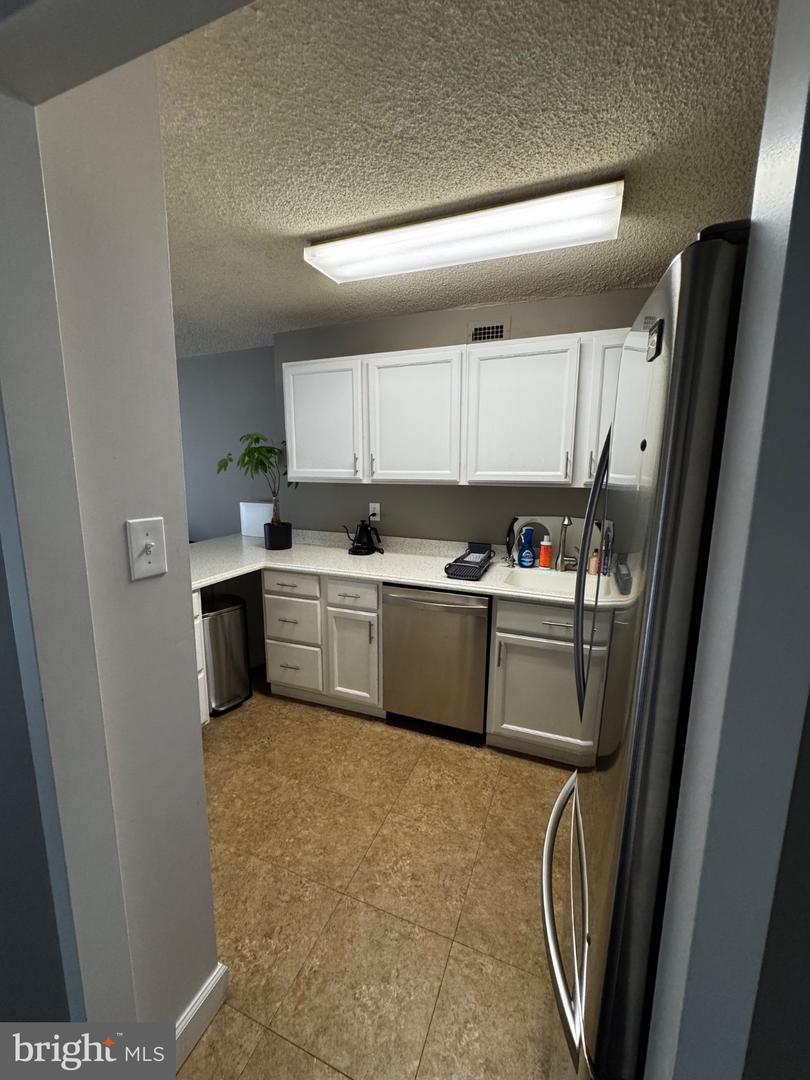 5225 Pooks Hill Rd #602n Property Photo 15