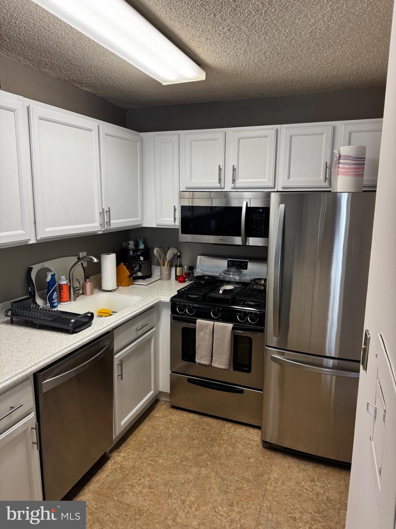 5225 Pooks Hill Rd #602n Property Photo 16