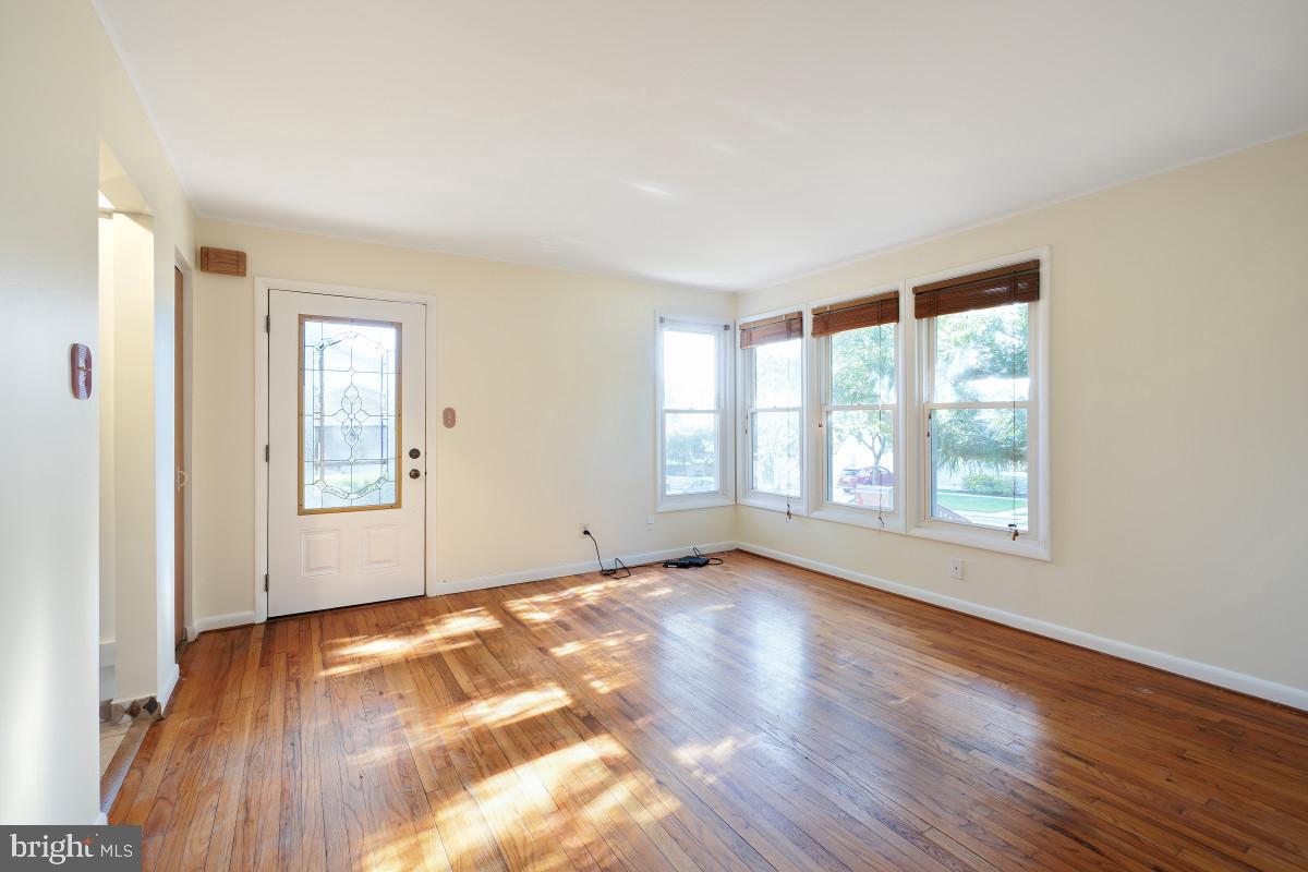 1224 Simmons Dr Property Photo 8
