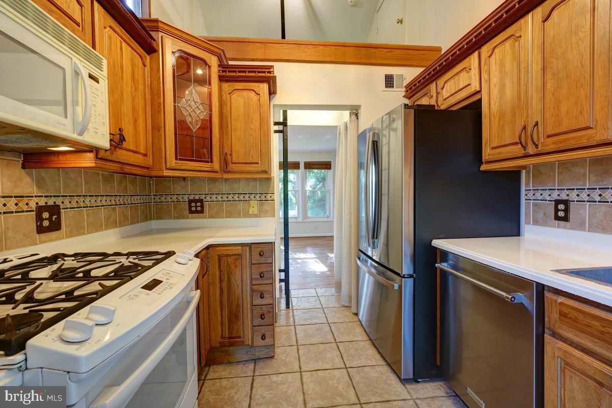1224 Simmons Dr Property Photo 10