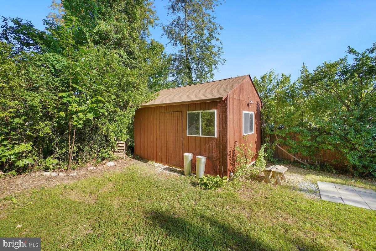 1224 Simmons Dr Property Photo 34