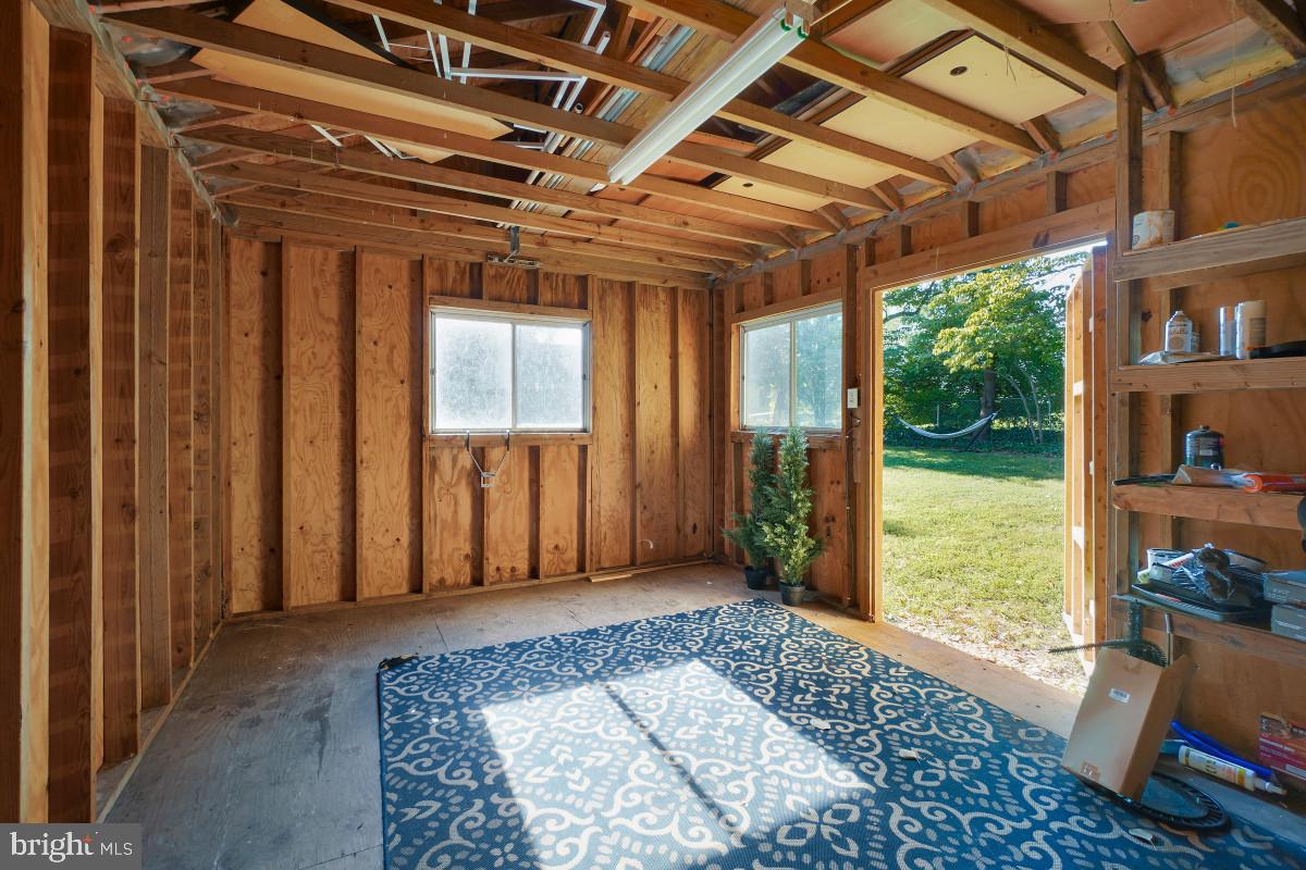 1224 Simmons Dr Property Photo 35