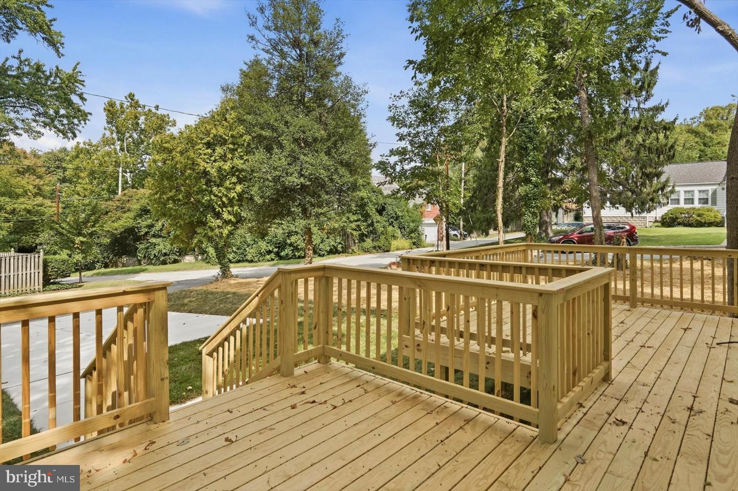 9424 Colesville Rd Property Photo 34