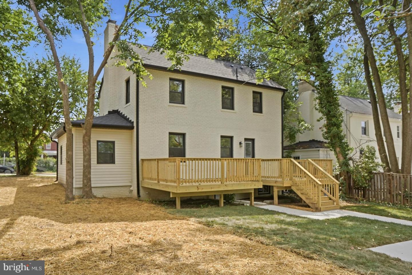 9424 Colesville Rd Property Photo 44