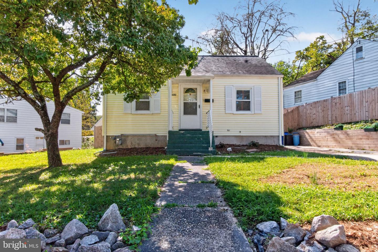 4202 HIGHWOOD RD Property Photo 1