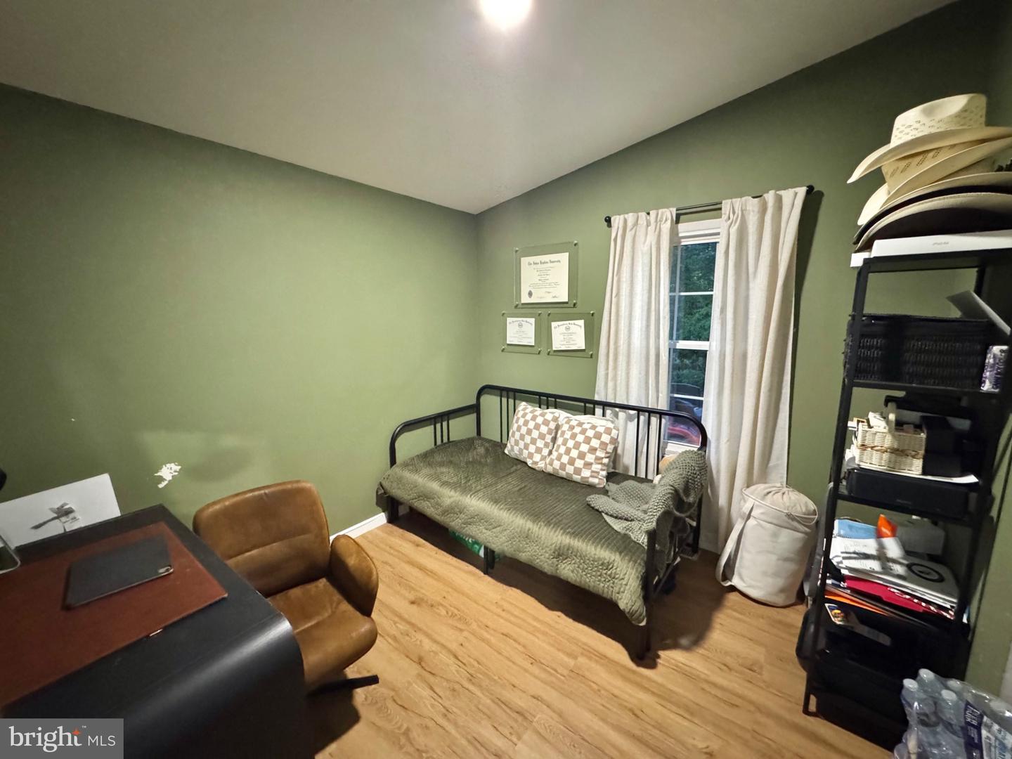 24712 Etchison Dr Property Photo 8