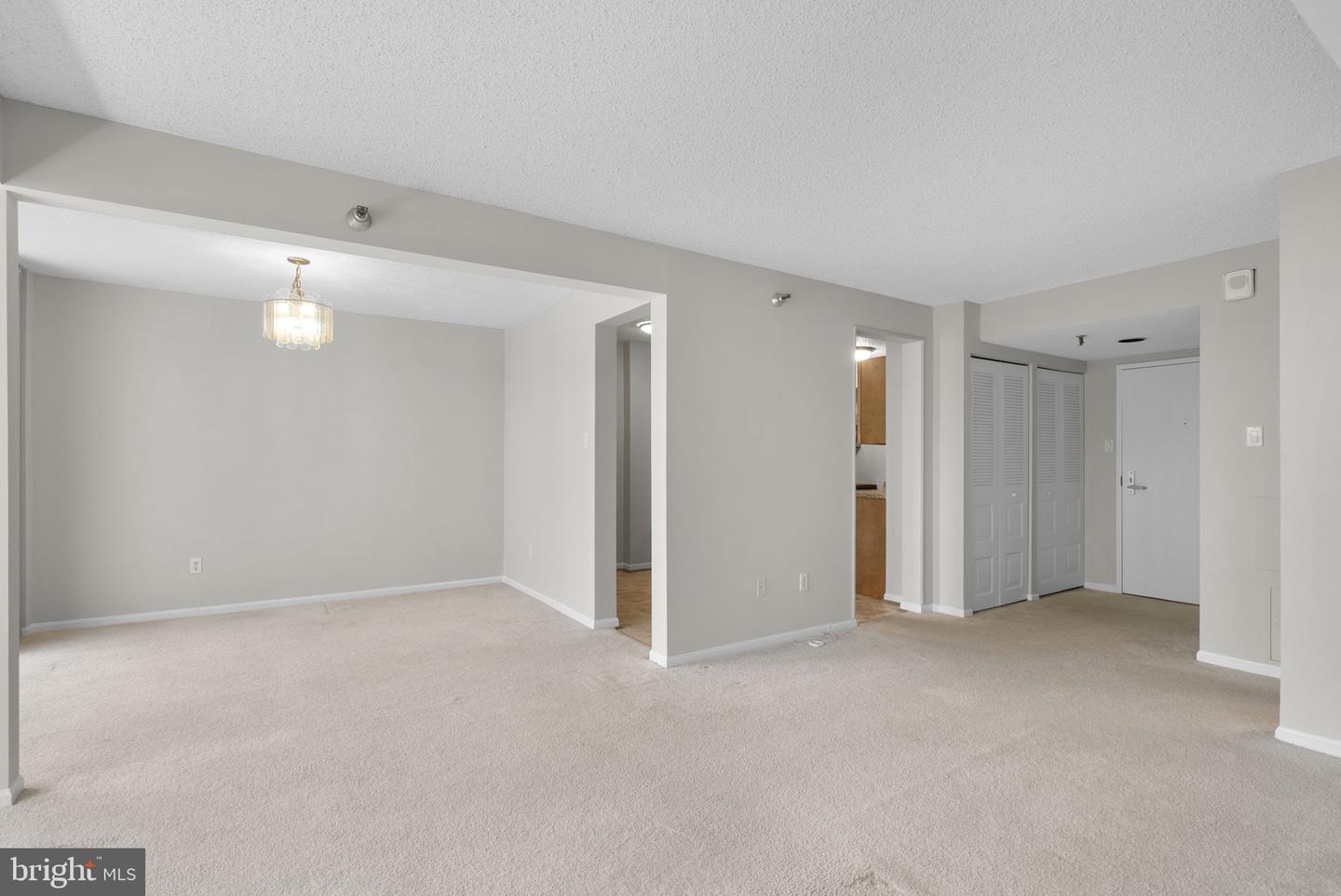 7401 Westlake Ter #405 Property Photo 7
