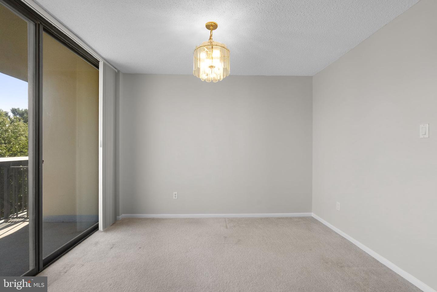 7401 Westlake Ter #405 Property Photo 9