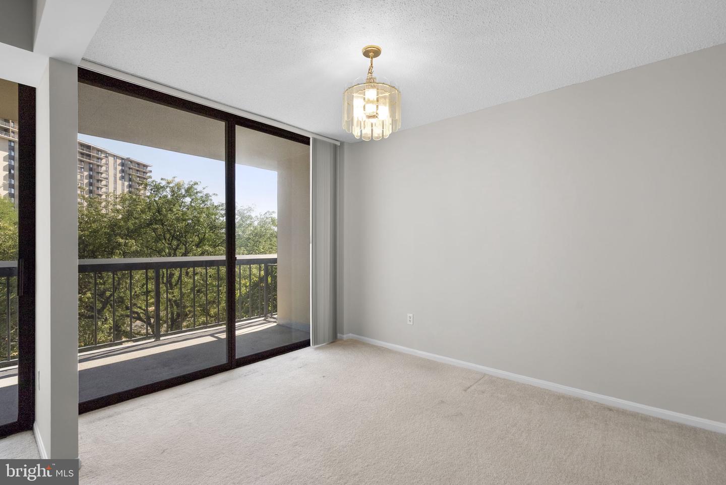 7401 Westlake Ter #405 Property Photo 10
