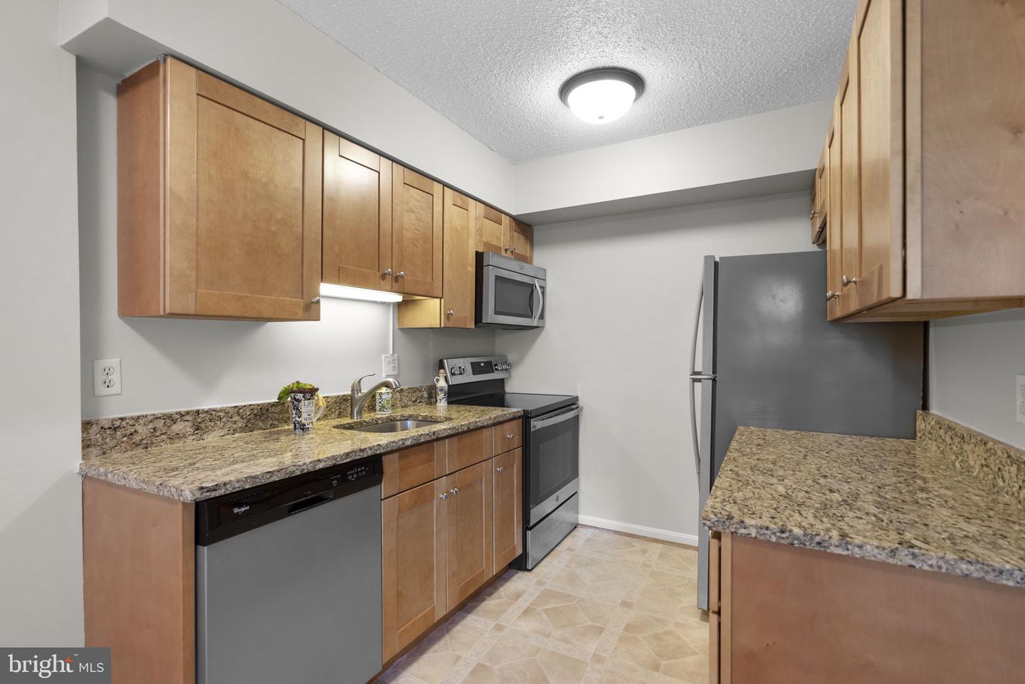 7401 Westlake Ter #405 Property Photo 17