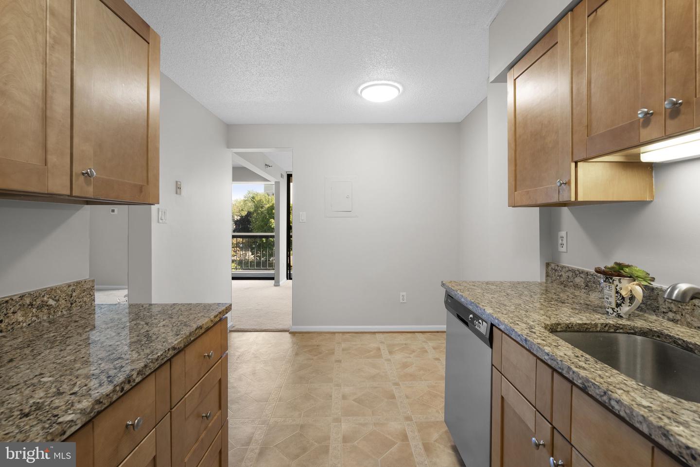 7401 Westlake Ter #405 Property Photo 18
