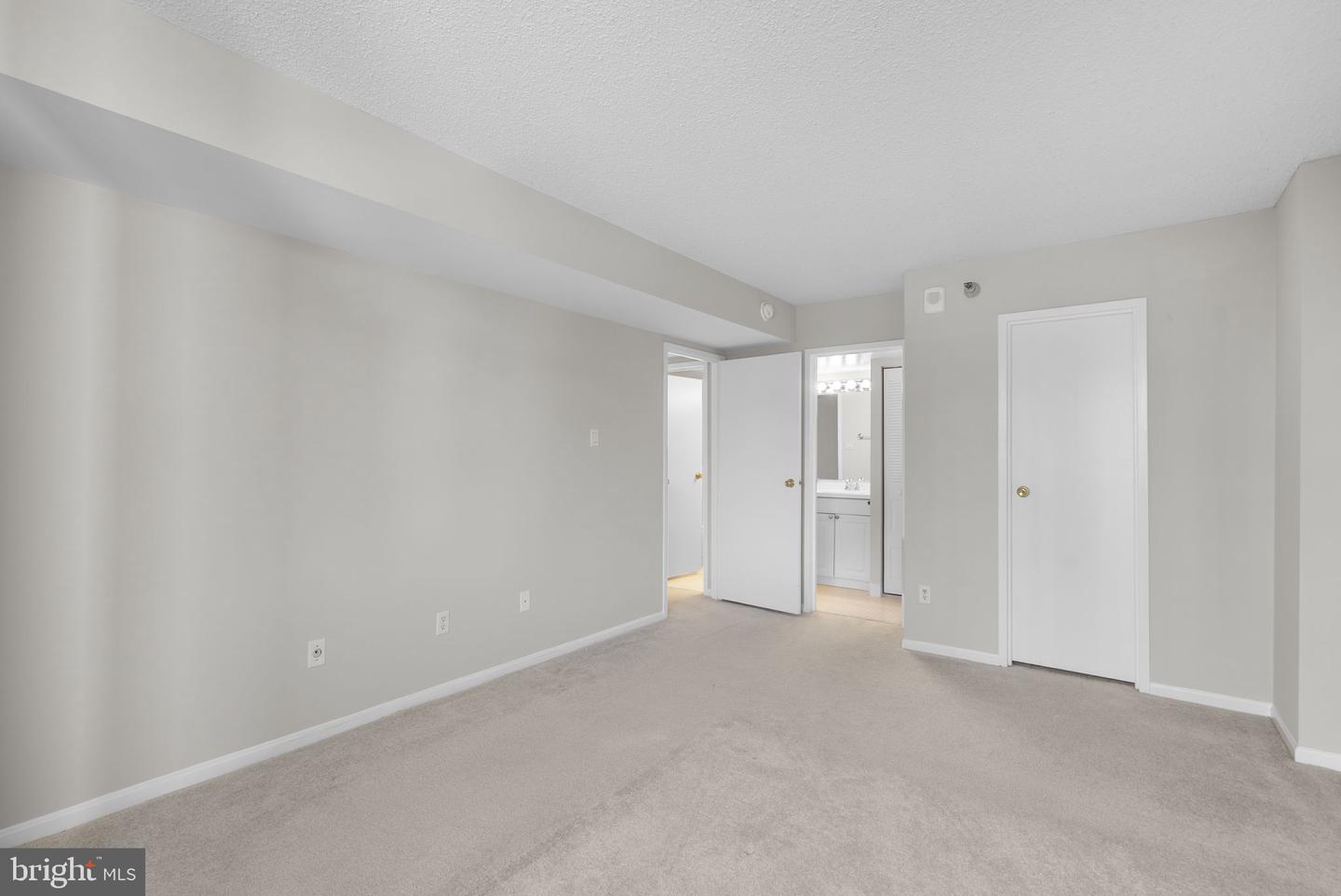 7401 Westlake Ter #405 Property Photo 21