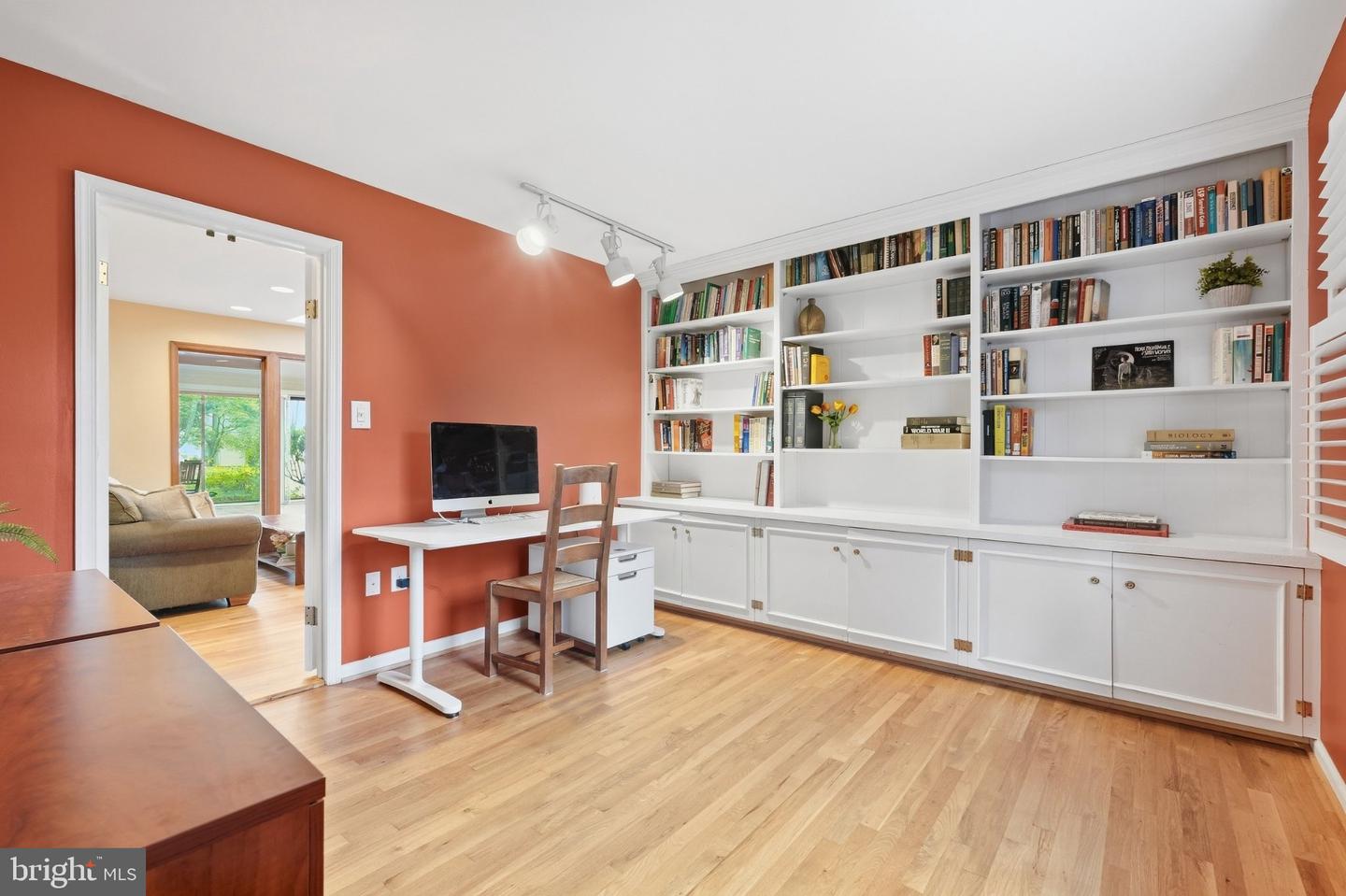 8200 W Gainsborough Ct Property Photo 12