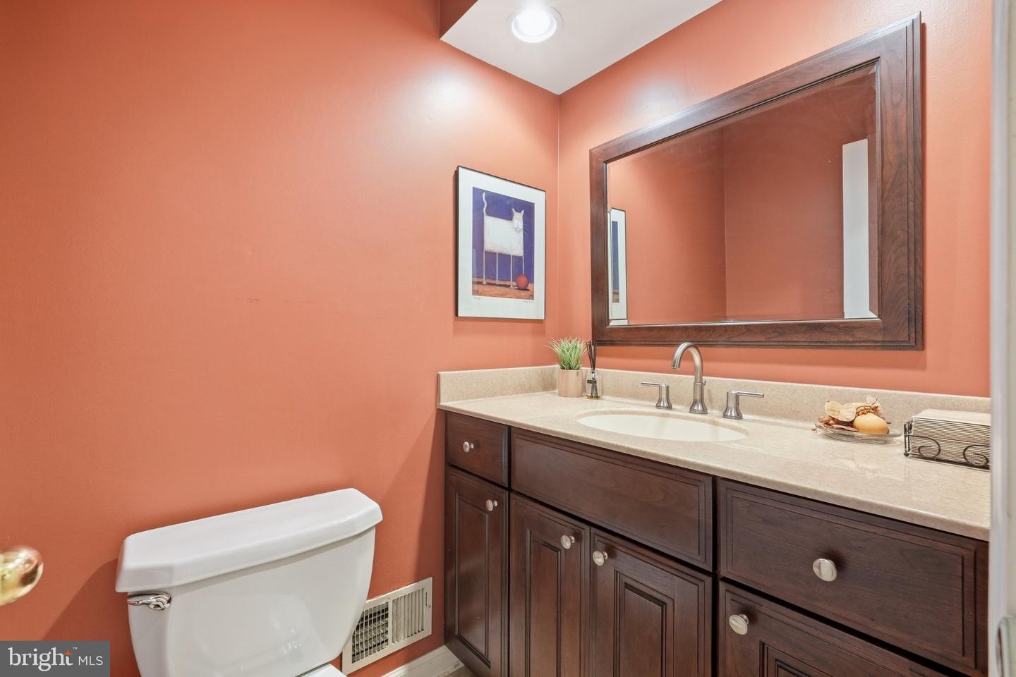 8200 W Gainsborough Ct Property Photo 14
