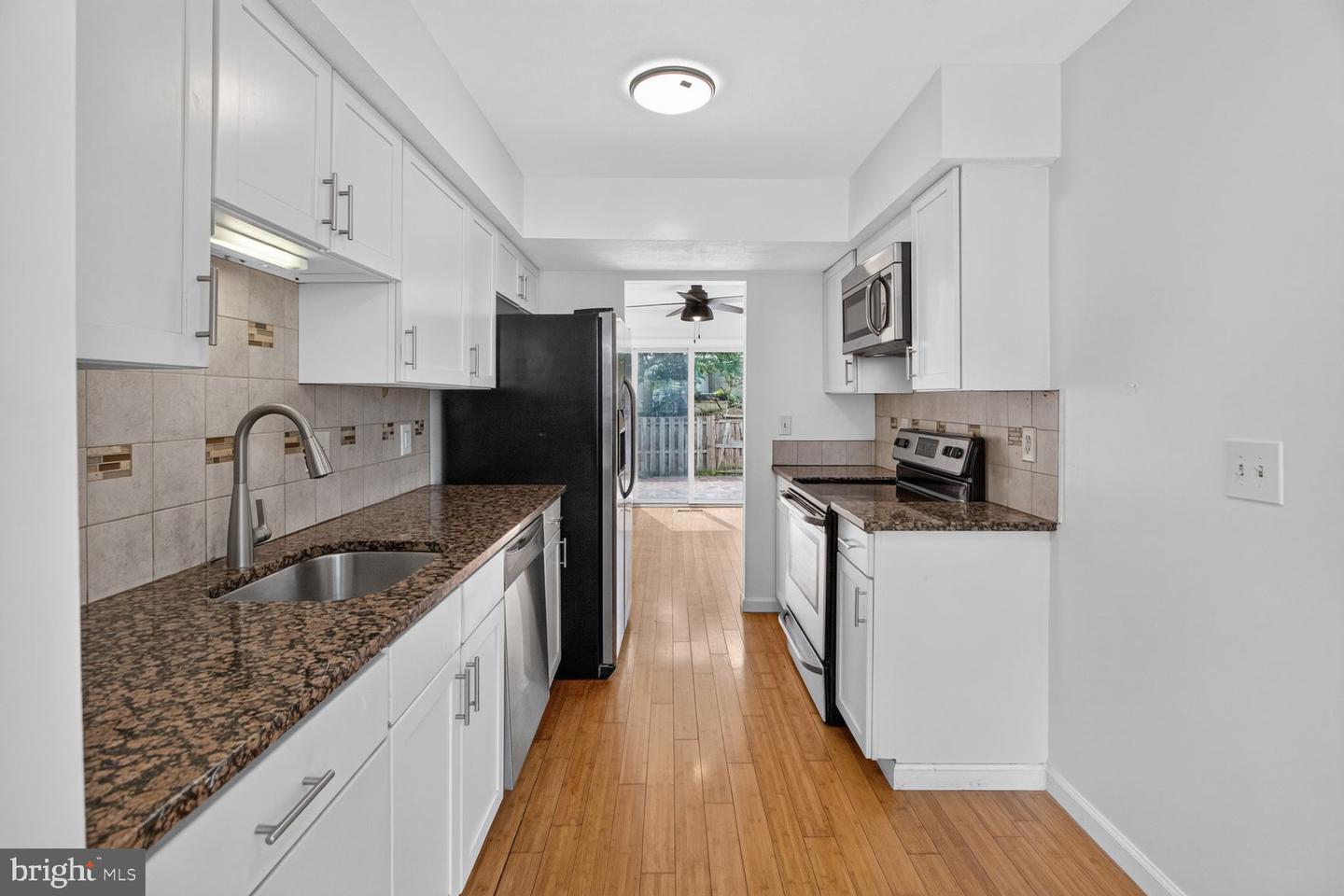 13093 Open Hearth Way Property Photo 8