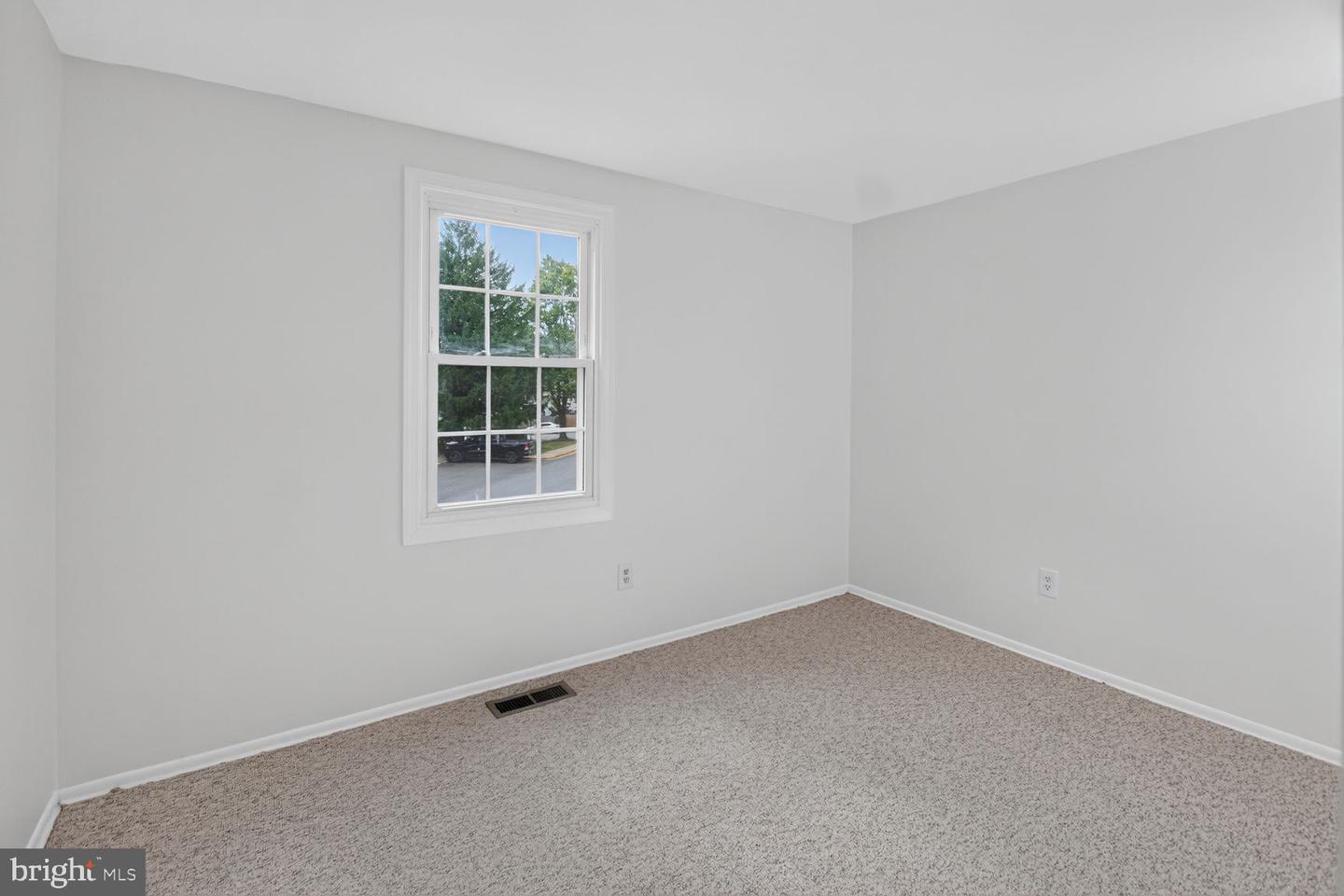 13093 Open Hearth Way Property Photo 12