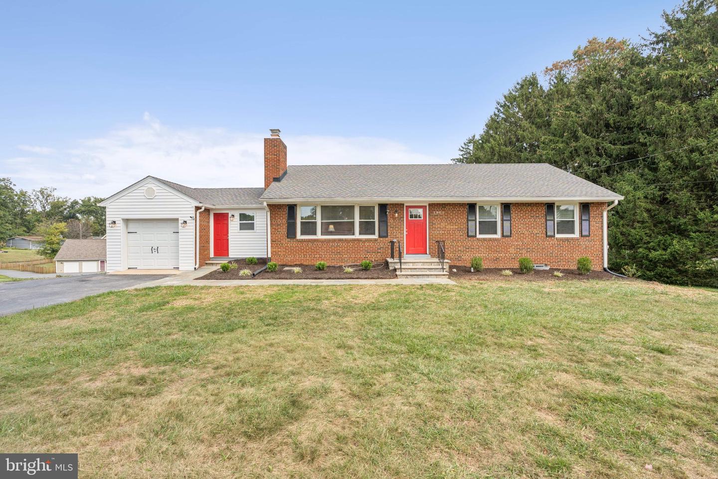 1804 BRIGGS CHANEY RD Property Photo 1