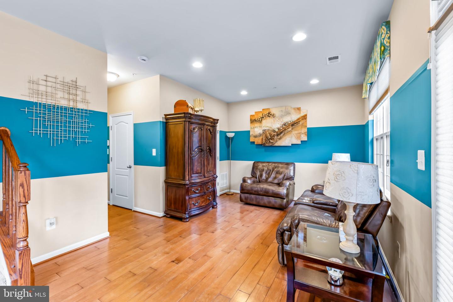 13235 Guilford Run Ln Property Photo 4