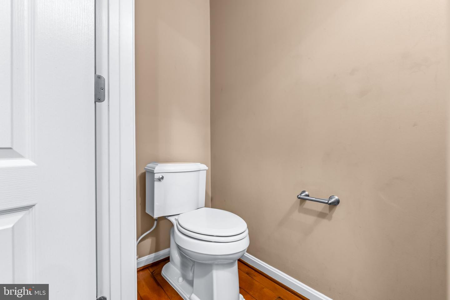 13235 Guilford Run Ln Property Photo 6