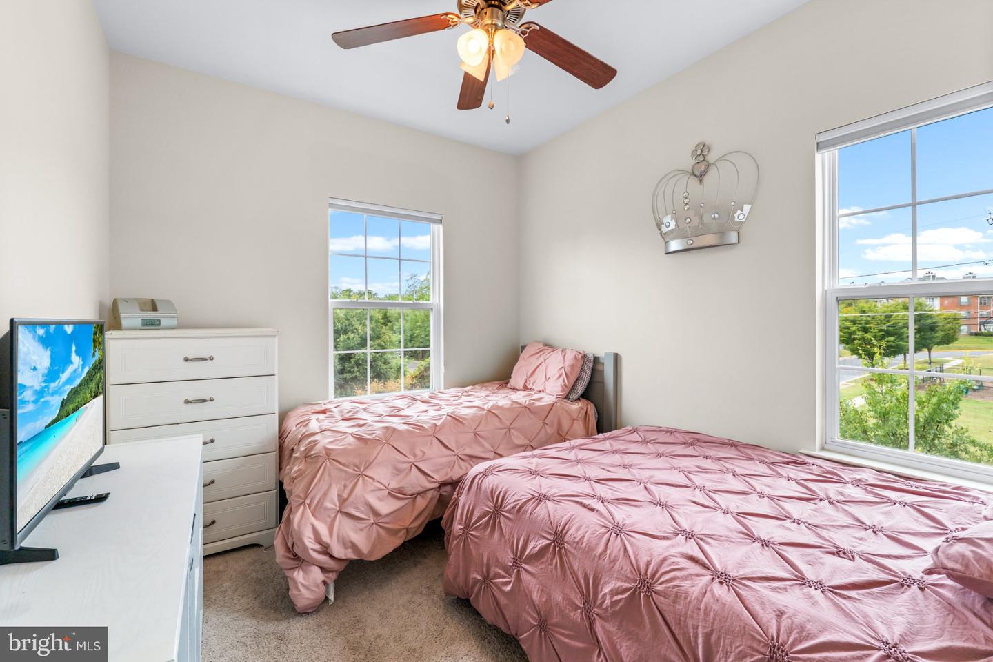 13235 Guilford Run Ln Property Photo 22