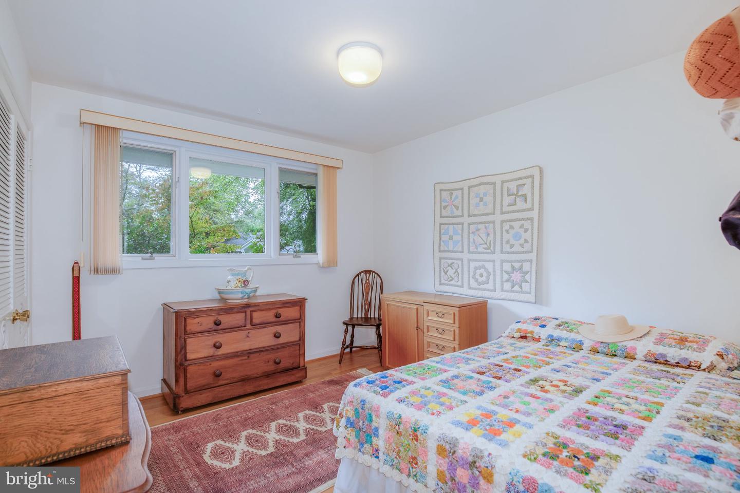 5408 Surrey St Property Photo 24