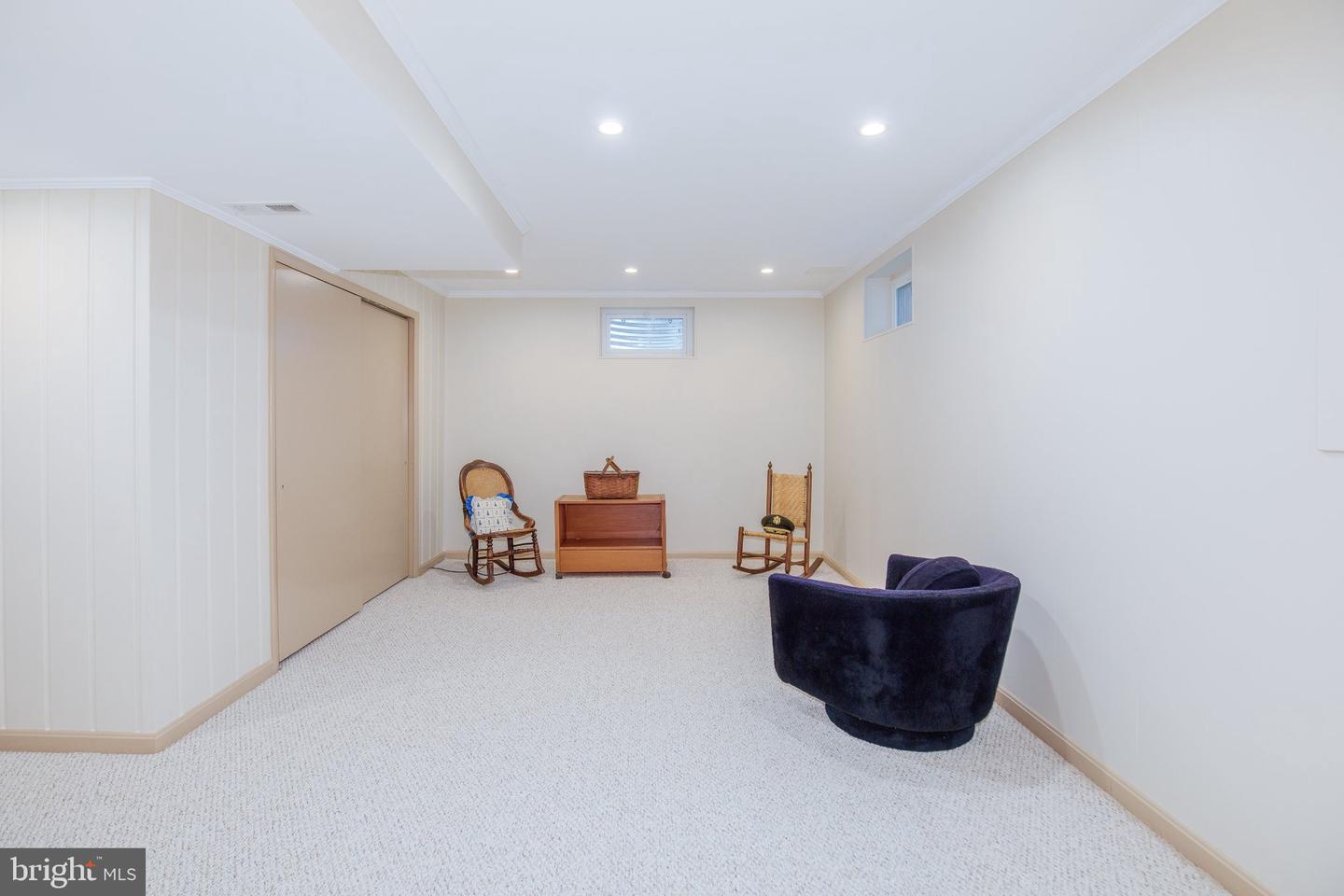 5408 Surrey St Property Photo 32