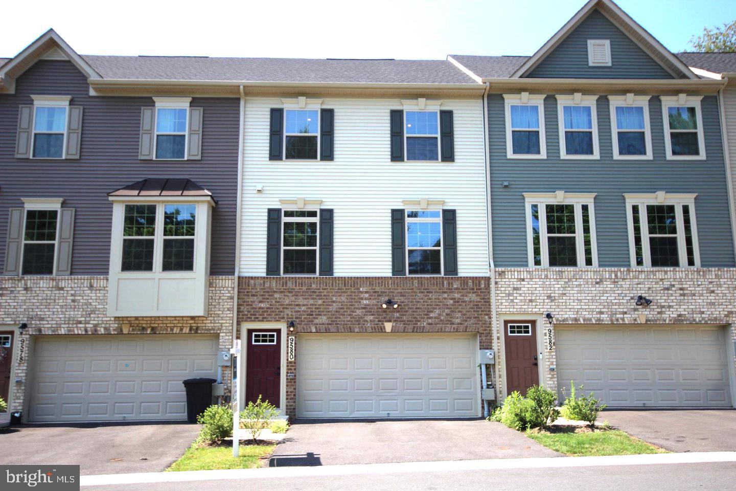 9580 Nature Trl Property Photo 2