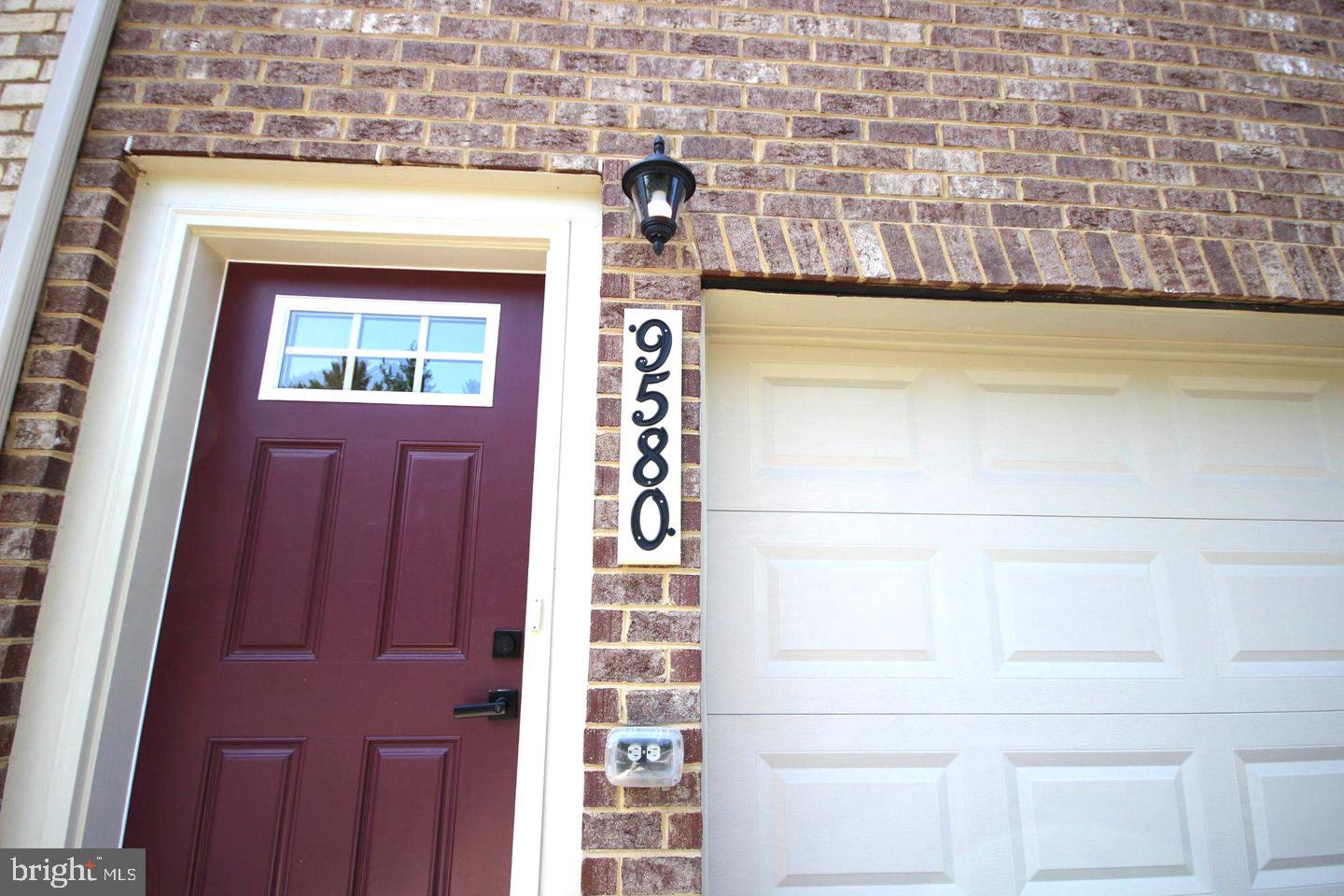 9580 Nature Trl Property Photo 5