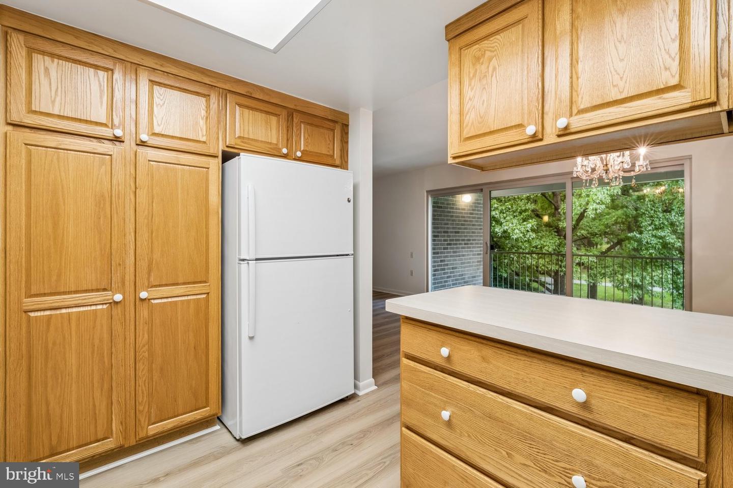 3374 Chiswick Ct #56-2c Property Photo 5