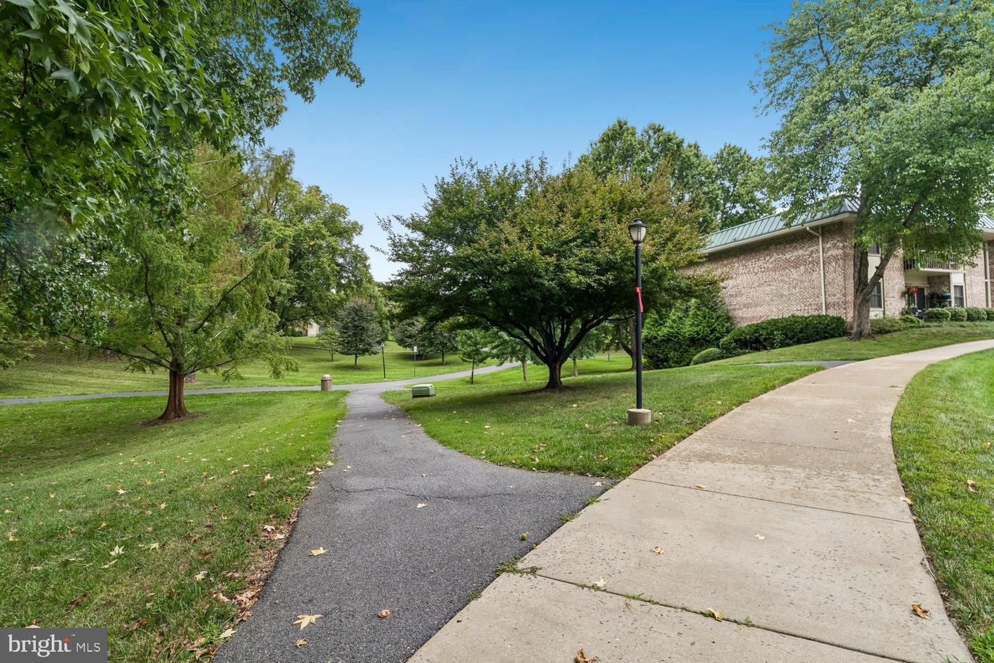 3374 Chiswick Ct #56-2c Property Photo 25