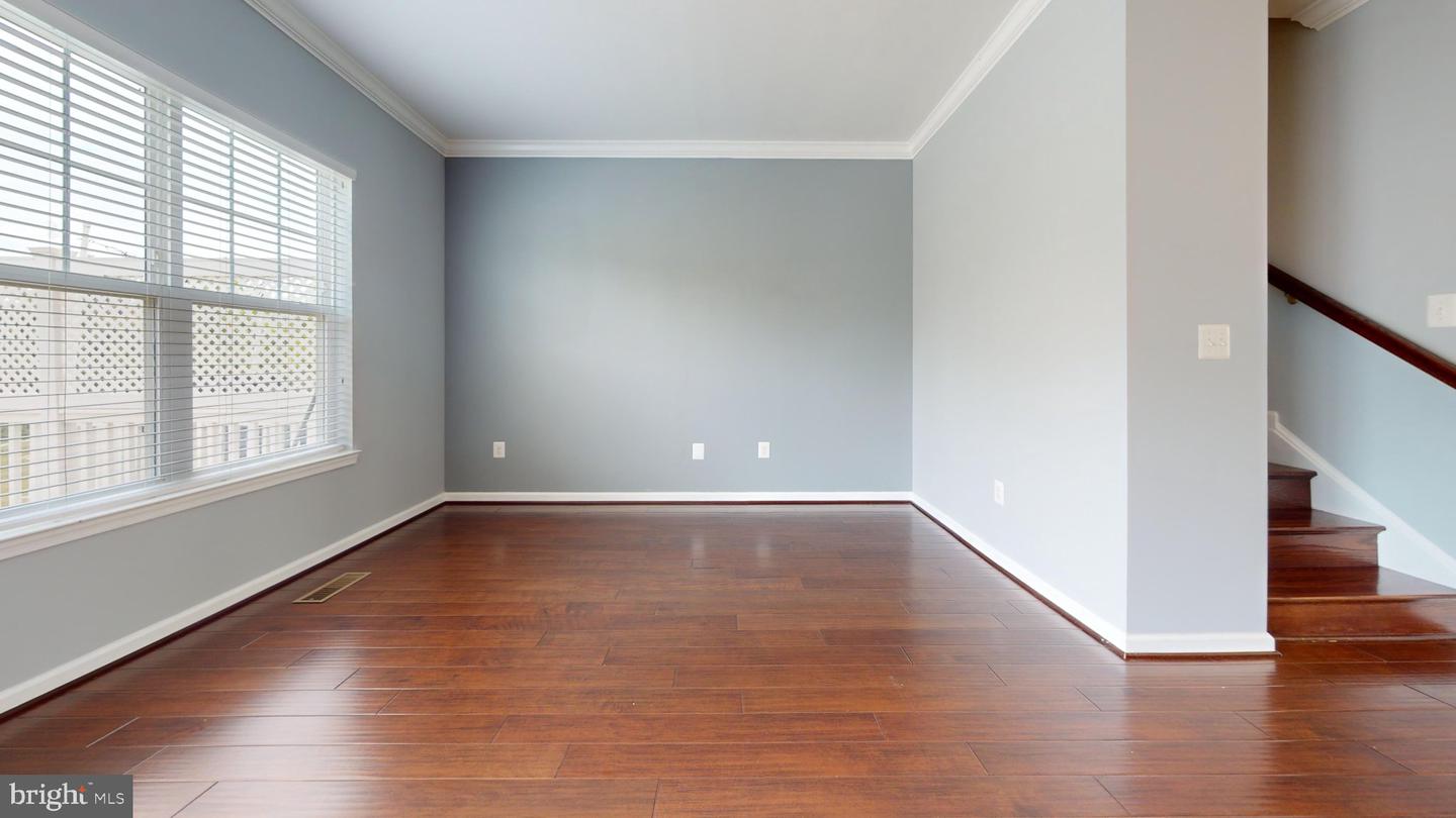 3613 Summer House St Property Photo 6